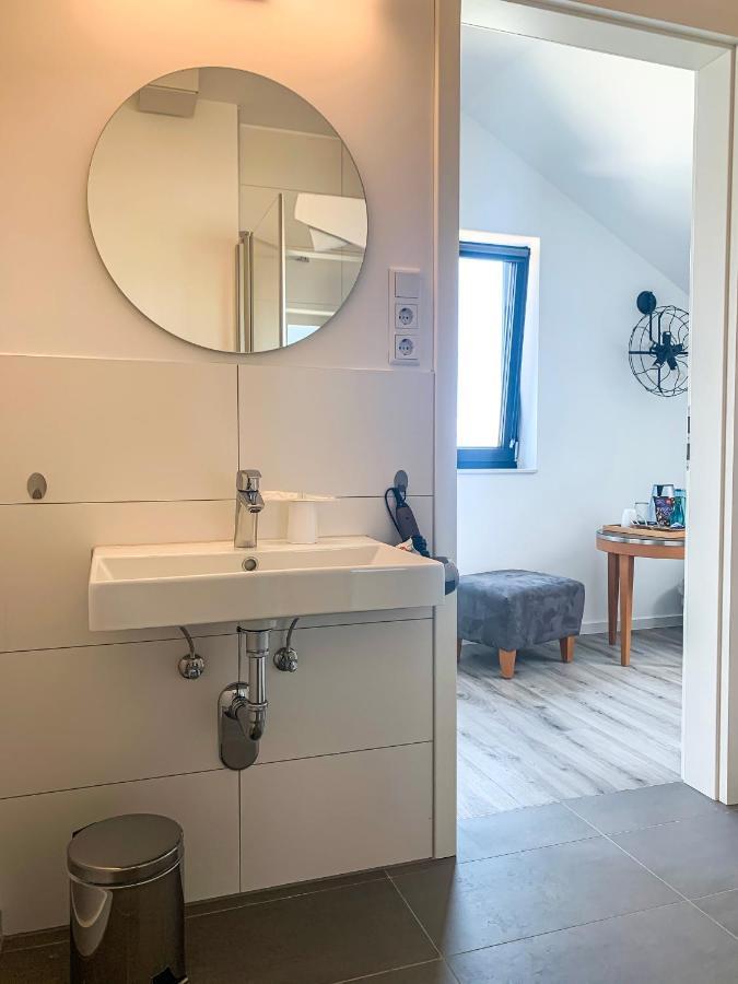 Prima Inn Unterkunft Direkt Ueber Der "Bar Am Minimax" Нойруппин Экстерьер фото
