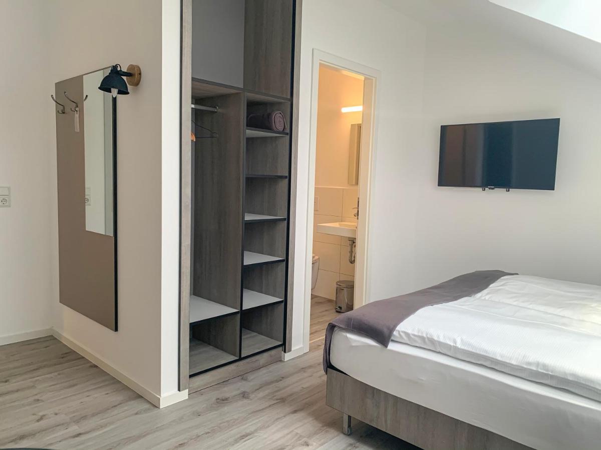 Prima Inn Unterkunft Direkt Ueber Der "Bar Am Minimax" Нойруппин Экстерьер фото